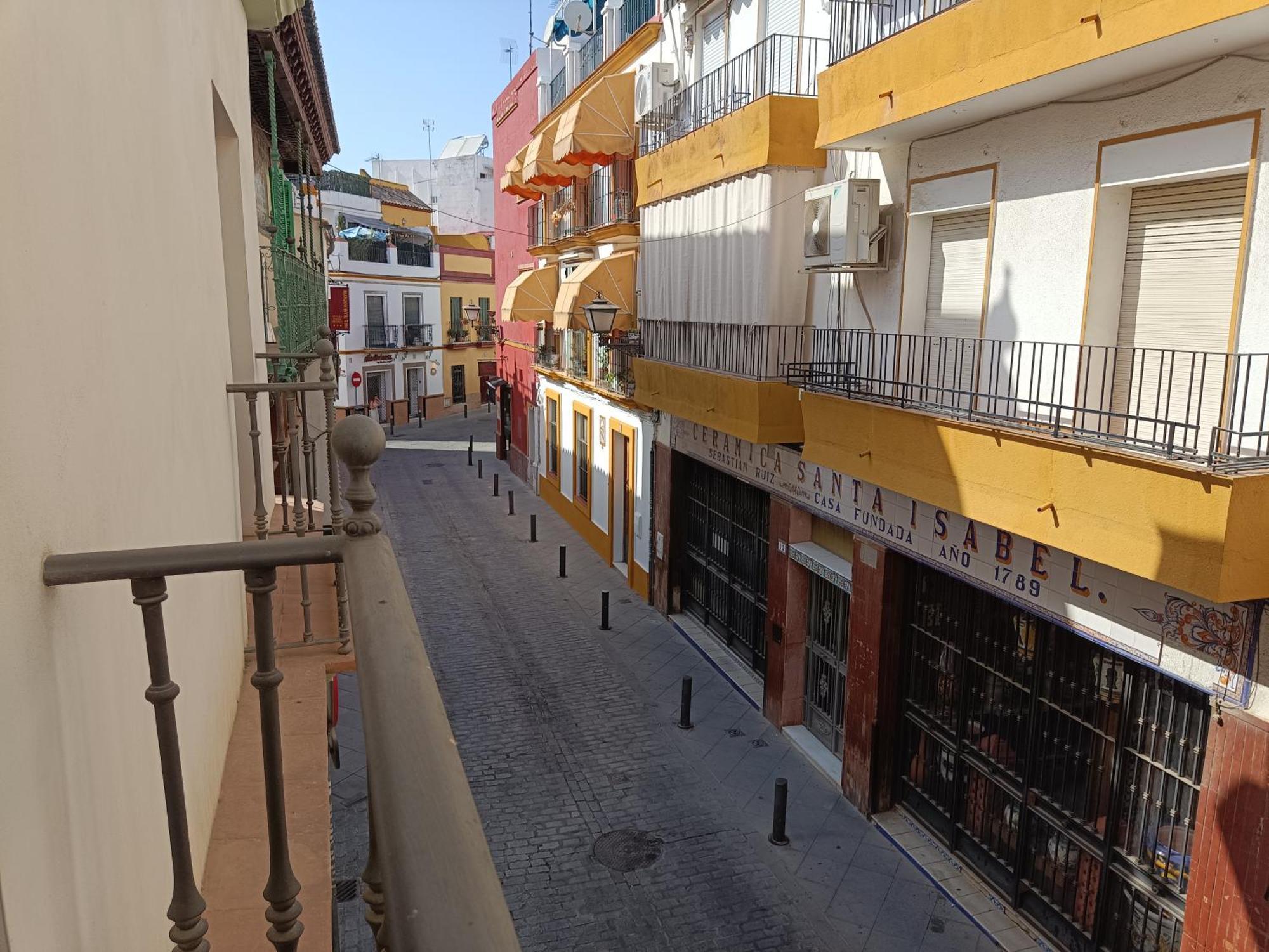 Apartamentos Luxury Puente De Triana Sevilla Buitenkant foto