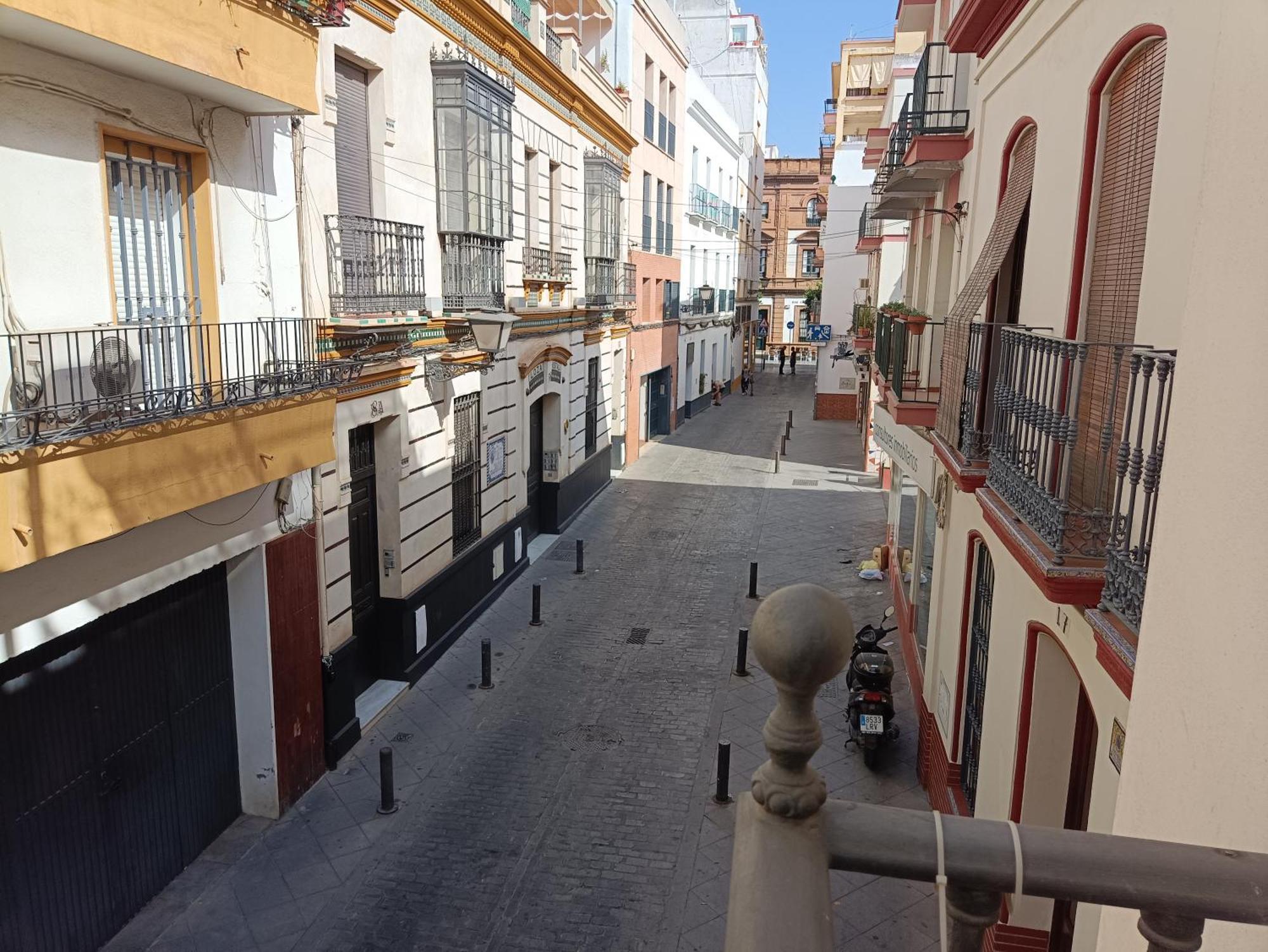 Apartamentos Luxury Puente De Triana Sevilla Buitenkant foto