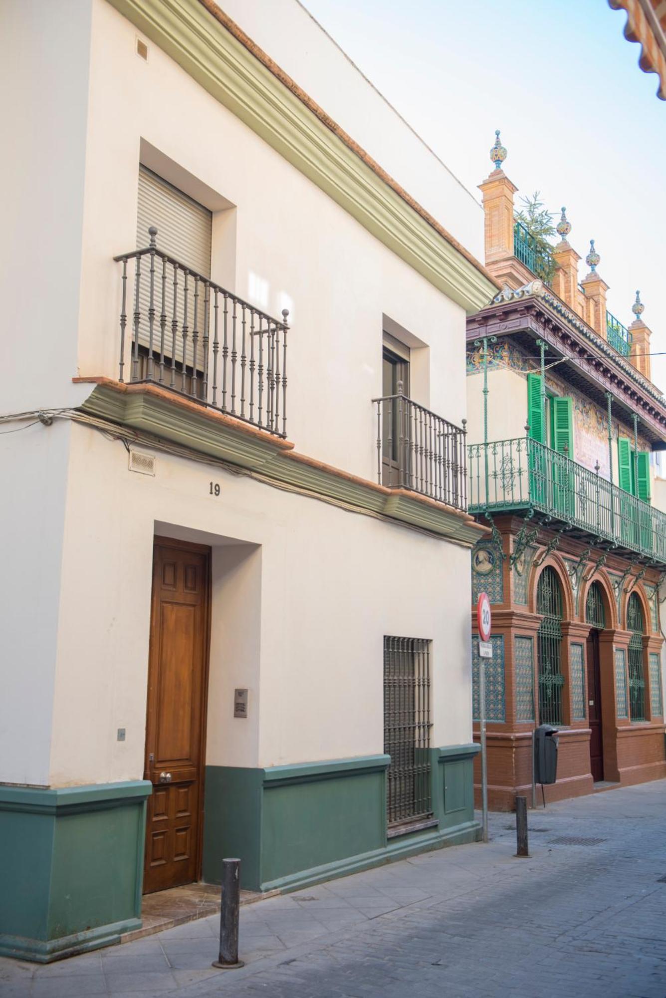 Apartamentos Luxury Puente De Triana Sevilla Buitenkant foto