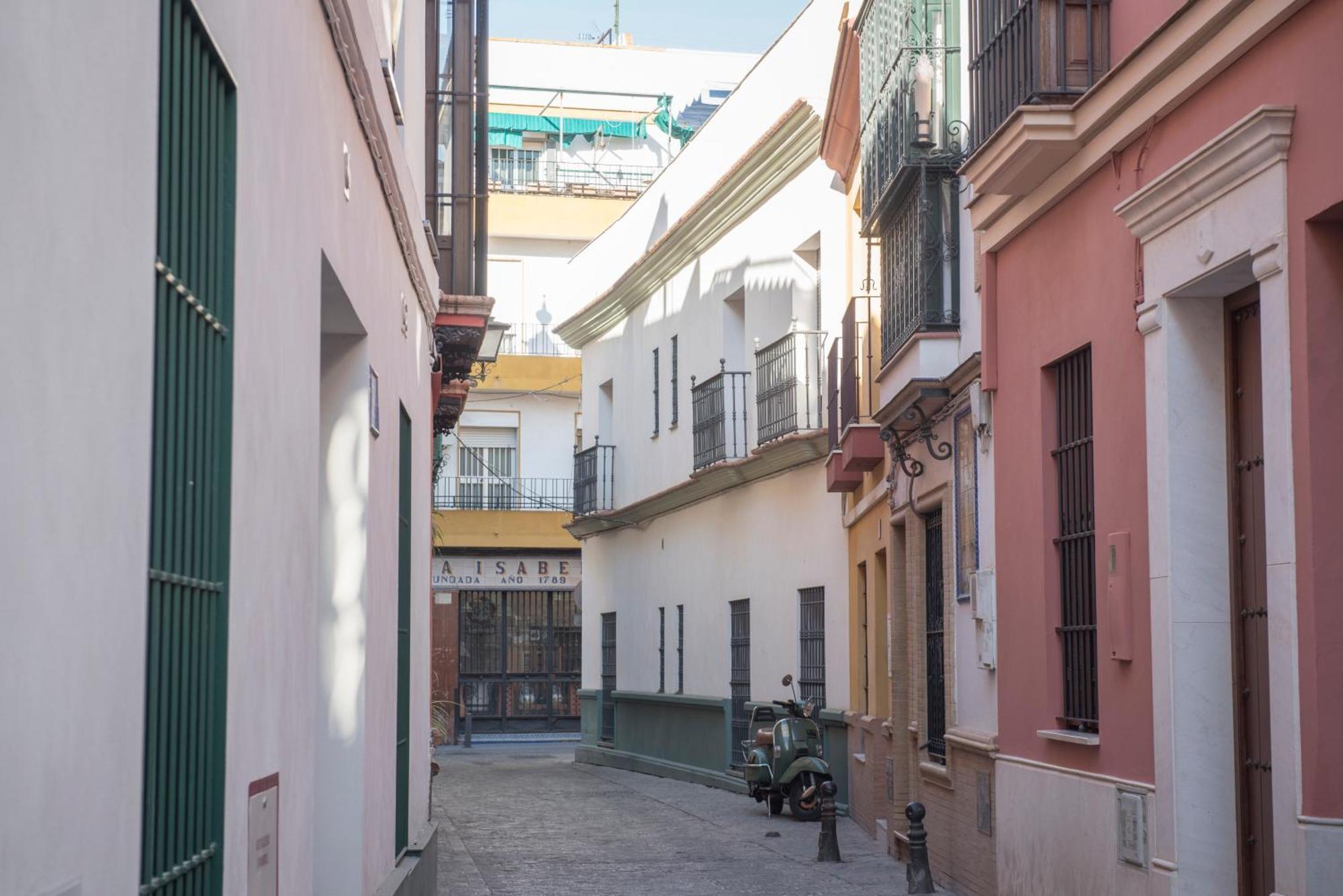 Apartamentos Luxury Puente De Triana Sevilla Buitenkant foto