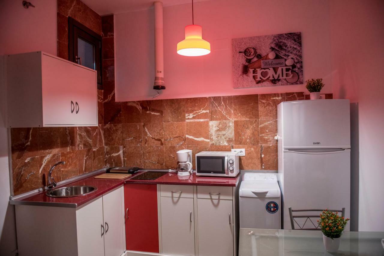 Apartamentos Luxury Puente De Triana Sevilla Buitenkant foto